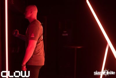 Superstar Panda & Ellie at GLOW — photo 33