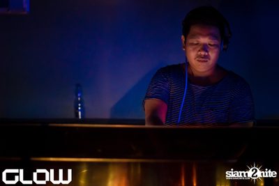 Superstar Panda & Ellie at GLOW — photo 50