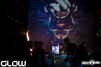 Superstar Panda & Ellie at GLOW — photo 57