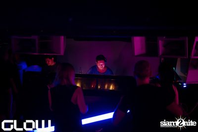 Superstar Panda & Ellie at GLOW — photo 62