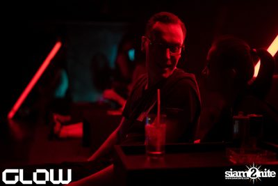 Superstar Panda & Ellie at GLOW — photo 64
