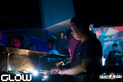 Superstar Panda & Ellie at GLOW — photo 75
