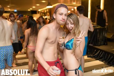 BLAST! Pool Party ที่ ดับเบิ้ลทรี บาย ฮิลตัน — photo 122