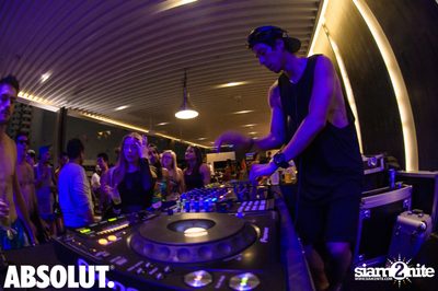 BLAST! Pool Party ที่ ดับเบิ้ลทรี บาย ฮิลตัน — photo 136