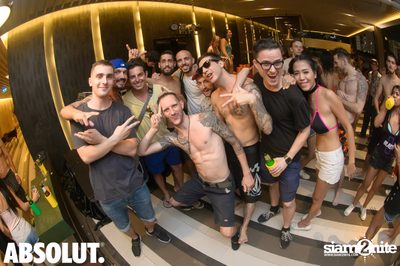 BLAST! Pool Party ที่ ดับเบิ้ลทรี บาย ฮิลตัน — photo 149
