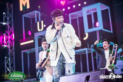 Chang Music Connection presents Whitehaus Concert at Central World — photo 278