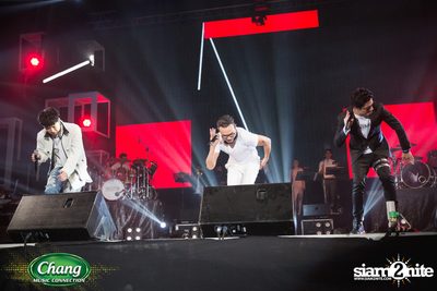 Chang Music Connection presents Whitehaus Concert at Central World — photo 292