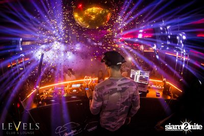 DJ Crespo ที่ เลเวล — photo 3