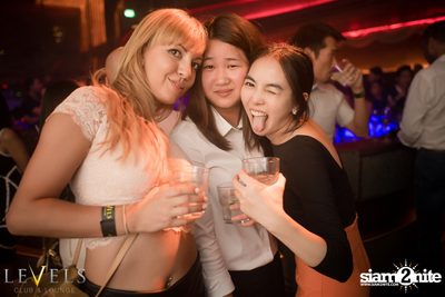 DJ Crespo ที่ เลเวล — photo 43