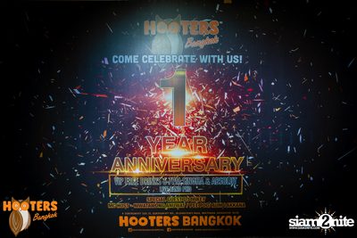 Hooters Soi 15 Bangkok - 1 Year Anniversary Party — photo 16