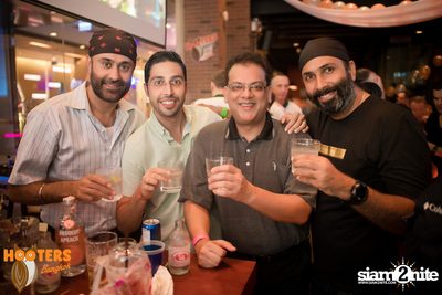 Hooters Soi 15 Bangkok - 1 Year Anniversary Party — photo 25
