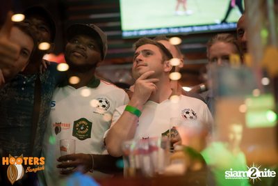 Hooters Soi 15 Bangkok - 1 Year Anniversary Party — photo 60