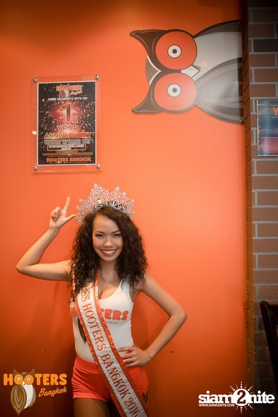 Hooters Soi 15 Bangkok - 1 Year Anniversary Party — photo 73