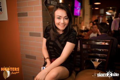 Hooters Soi 15 Bangkok - 1 Year Anniversary Party — photo 79