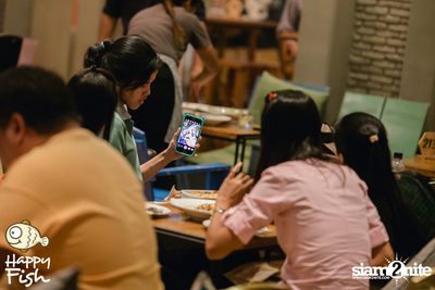 คืนวันศุกร์ ที่ร้าน แฮปปี้ ฟิช, เอเชีย ทีค เดอะ ริเวอร์ฟร้อนท์ — photo 13