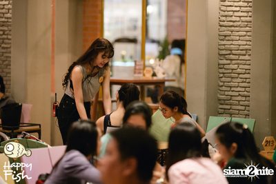 คืนวันศุกร์ ที่ร้าน แฮปปี้ ฟิช, เอเชีย ทีค เดอะ ริเวอร์ฟร้อนท์ — photo 27