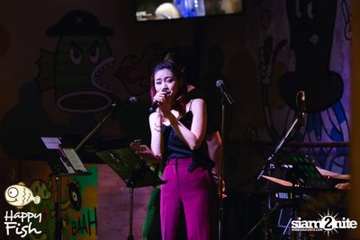 คืนวันศุกร์ ที่ร้าน แฮปปี้ ฟิช, เอเชีย ทีค เดอะ ริเวอร์ฟร้อนท์ — photo 28