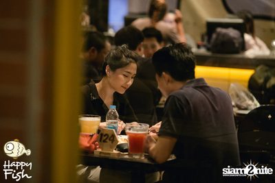 คืนวันศุกร์ ที่ร้าน แฮปปี้ ฟิช, เอเชีย ทีค เดอะ ริเวอร์ฟร้อนท์ — photo 42