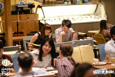 คืนวันศุกร์ ที่ร้าน แฮปปี้ ฟิช, เอเชีย ทีค เดอะ ริเวอร์ฟร้อนท์ — photo 45