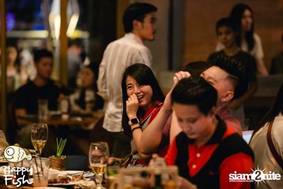 คืนวันศุกร์ ที่ร้าน แฮปปี้ ฟิช, เอเชีย ทีค เดอะ ริเวอร์ฟร้อนท์ — photo 75