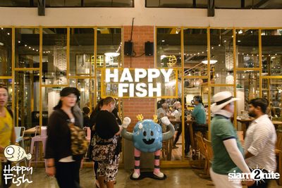 คืนวันศุกร์ ที่ร้าน แฮปปี้ ฟิช, เอเชีย ทีค เดอะ ริเวอร์ฟร้อนท์ — photo 97