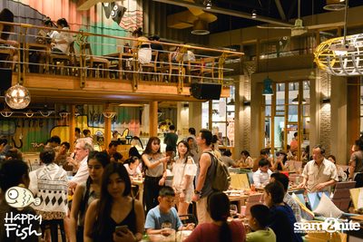 คืนวันศุกร์ ที่ร้าน แฮปปี้ ฟิช, เอเชีย ทีค เดอะ ริเวอร์ฟร้อนท์ — photo 106