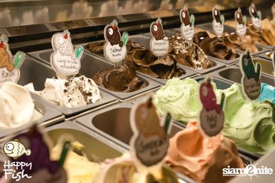 คืนวันศุกร์ ที่ร้าน แฮปปี้ ฟิช, เอเชีย ทีค เดอะ ริเวอร์ฟร้อนท์ — photo 125