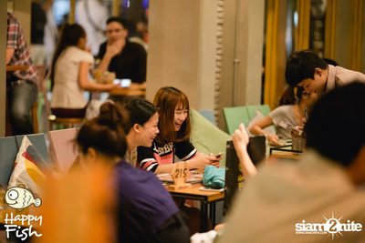 คืนวันศุกร์ ที่ร้าน แฮปปี้ ฟิช, เอเชีย ทีค เดอะ ริเวอร์ฟร้อนท์ — photo 132