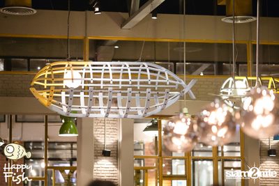 คืนวันศุกร์ ที่ร้าน แฮปปี้ ฟิช, เอเชีย ทีค เดอะ ริเวอร์ฟร้อนท์ — photo 139