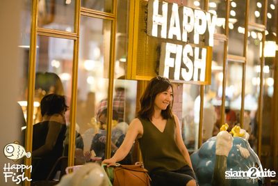 คืนวันศุกร์ ที่ร้าน แฮปปี้ ฟิช, เอเชีย ทีค เดอะ ริเวอร์ฟร้อนท์ — photo 145