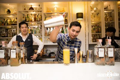 Absolut Elyx Mixology Night ที่ ซอเรนโต้ — photo 18