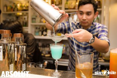 Absolut Elyx Mixology Night ที่ ซอเรนโต้ — photo 24