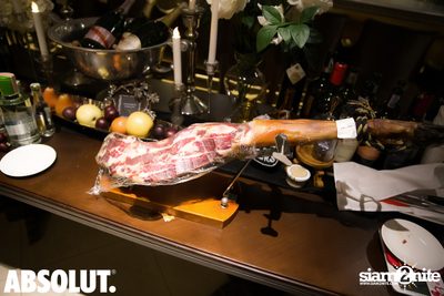 Absolut Elyx Mixology Night ที่ ซอเรนโต้ — photo 31