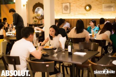 Absolut Elyx Mixology Night ที่ ซอเรนโต้ — photo 33
