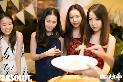 Absolut Elyx Mixology Night ที่ ซอเรนโต้ — photo 48