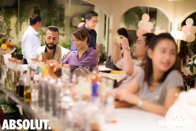 Absolut Elyx Mixology Night ที่ ซอเรนโต้ — photo 71