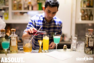 Absolut Elyx Mixology Night ที่ ซอเรนโต้ — photo 76