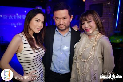 Rainbow in the dark กับ Sammi Zhen ที่ แม็กกี้ ชูวส์ — photo 78