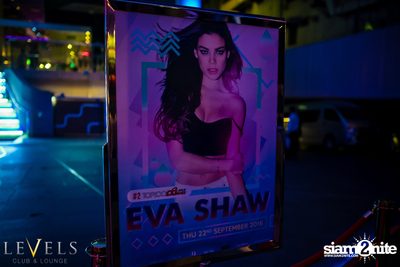 Eva Shaw ที่ เลเวลส์  — photo 29