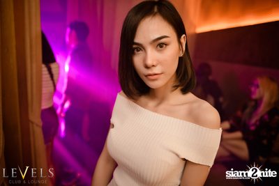 Eva Shaw ที่ เลเวลส์  — photo 49