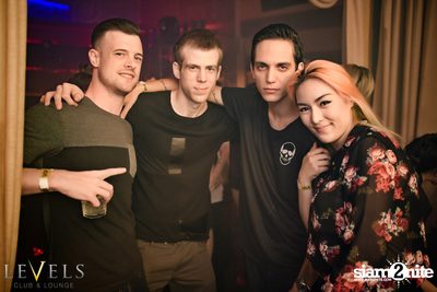 Eva Shaw ที่ เลเวลส์  — photo 87