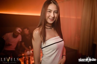 Eva Shaw ที่ เลเวลส์  — photo 100
