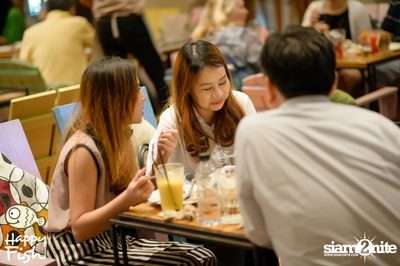 คืนวันศุกร์ ที่ร้าน แฮปปี้ ฟิช, เอเชีย ทีค เดอะ ริเวอร์ฟร้อนท์ — photo 9