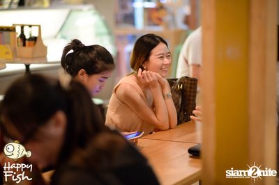 คืนวันศุกร์ ที่ร้าน แฮปปี้ ฟิช, เอเชีย ทีค เดอะ ริเวอร์ฟร้อนท์ — photo 61
