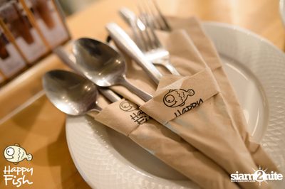 คืนวันศุกร์ ที่ร้าน แฮปปี้ ฟิช, เอเชีย ทีค เดอะ ริเวอร์ฟร้อนท์ — photo 99
