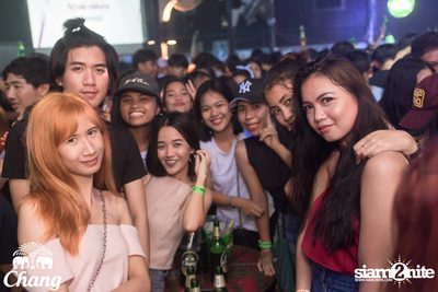Slot Machine Live ที่ร้าน เช็คอินคลองหก — photo 36