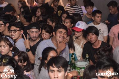 Slot Machine Live ที่ร้าน เช็คอินคลองหก — photo 57