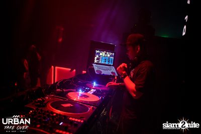 Urban Take Over : DJ Craze ที่ ไลฟ์ อาร์ซีเอ กรุงเทพฯ — photo 2