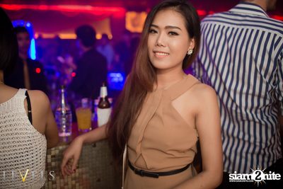 ปาร์ตี้คืนวันเสาร์ ที่ร้าน เลเวล คลับ, สุขุมวิท ซอย 11 — photo 67