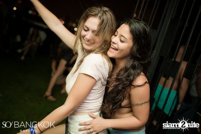 SO POOL PARTY ที่ The Water Club | โรงแรม โซ โซฟิเทล — photo 136